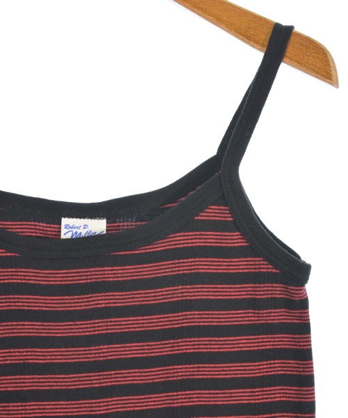 Robert P.Miller เสื้อสายเดี่ยว