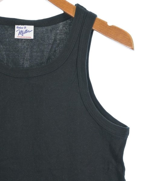 Robert P.Miller เสื้อกล้าม