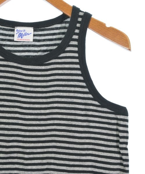 Robert P.Miller เสื้อกล้าม