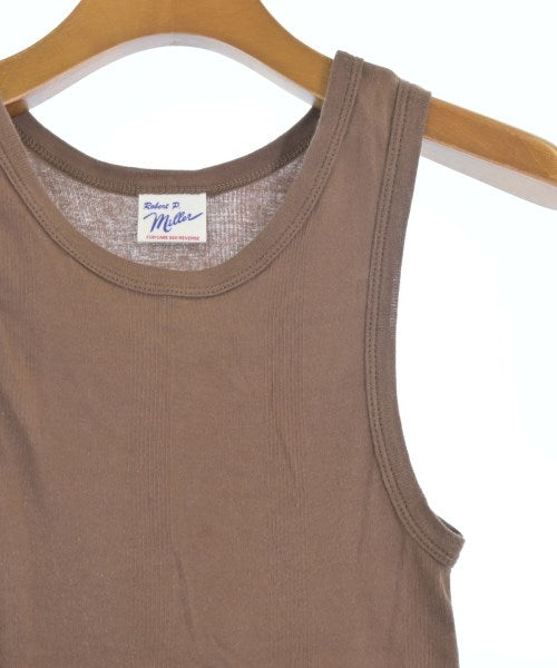 Robert P.Miller เสื้อกล้าม