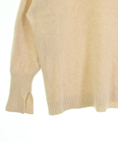 caph troupe เสื้อกันหนาว