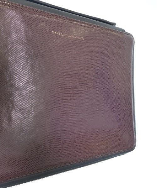 WANT Les Essentiels de la Vie คลัตช์
