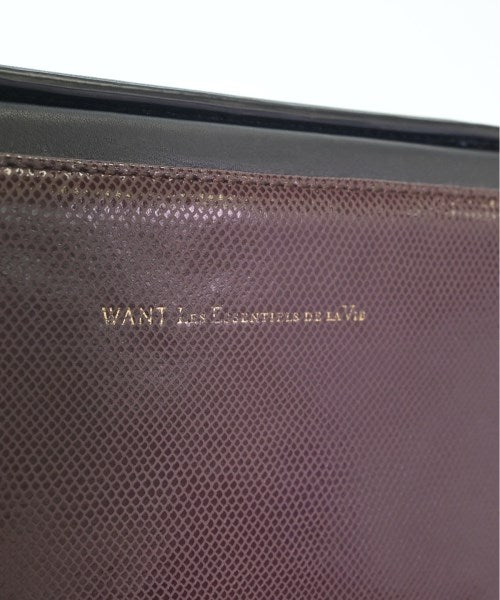 WANT Les Essentiels de la Vie คลัตช์