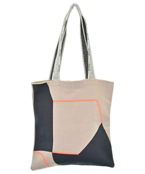 Tricote กระเป๋าถือขนาดใหญ่