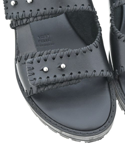 MAURO de BARI รองเท้าแตะ