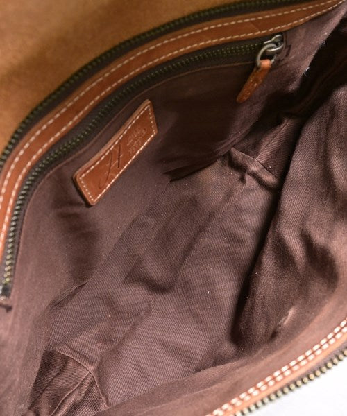 H 1203 MANO FECE กระเป๋าสะพาย