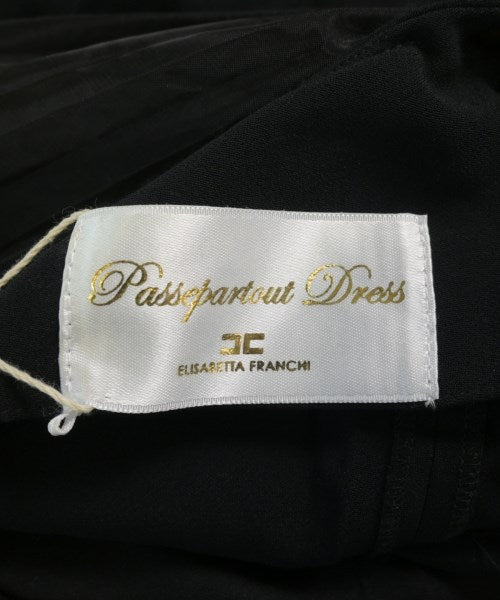 ELISABETTA FRANCHI ชุดเดรส