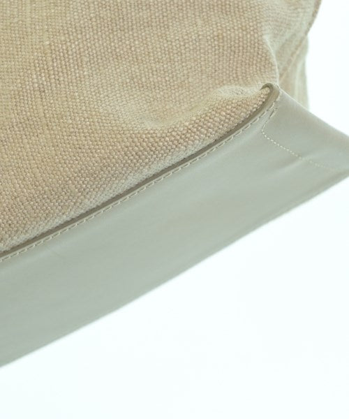 IACUCCI กระเป๋าถือ