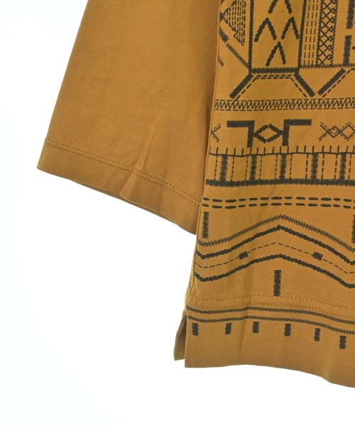 GIANNI LO GIUDICE เสื้อยืด/เสื้อท็อปส์