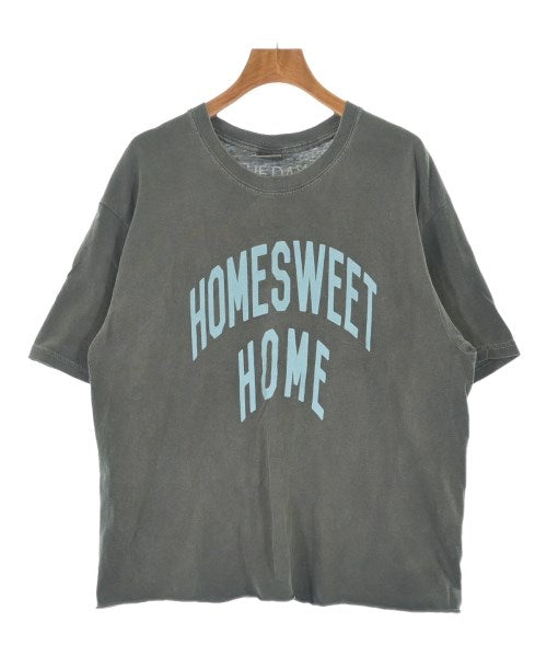 THE DAY ON THE BEACH เสื้อยืด/เสื้อท็อปส์