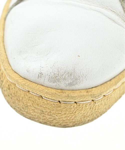 NOVESTA รองเท้าผ้าใบ