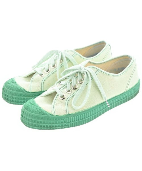 NOVESTA รองเท้าผ้าใบ