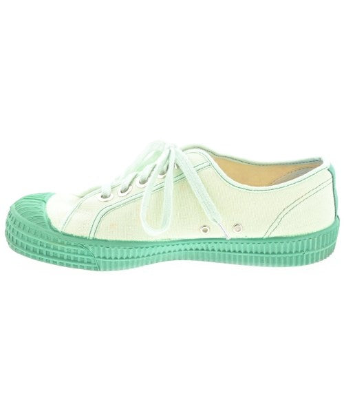 NOVESTA รองเท้าผ้าใบ