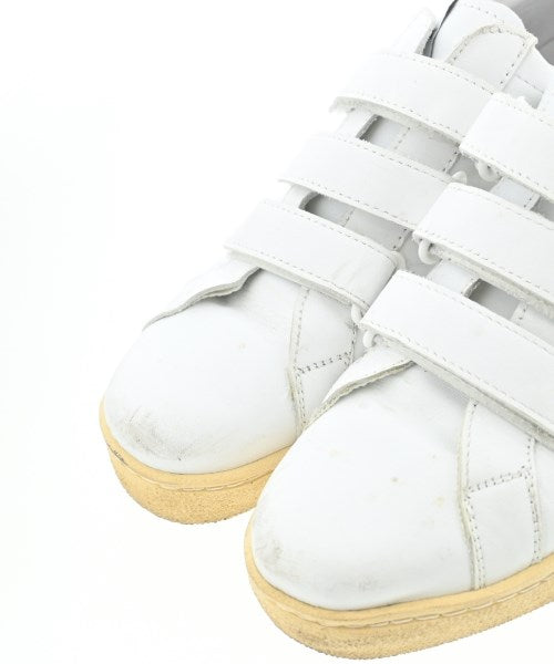 NOVESTA รองเท้าผ้าใบ