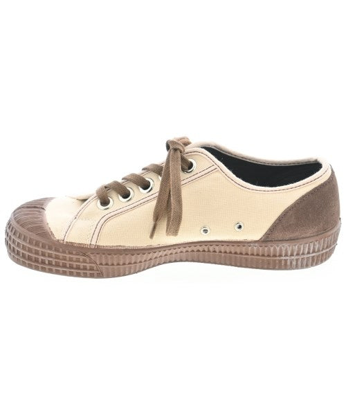NOVESTA รองเท้าผ้าใบ
