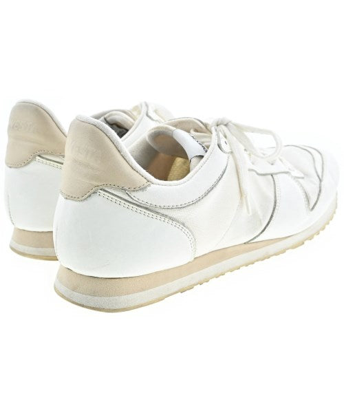 NOVESTA รองเท้าผ้าใบ