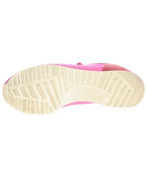 NOVESTA รองเท้าผ้าใบ