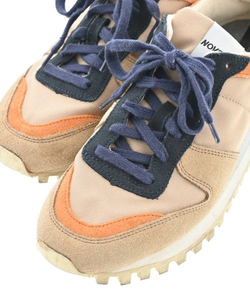 NOVESTA รองเท้าผ้าใบ