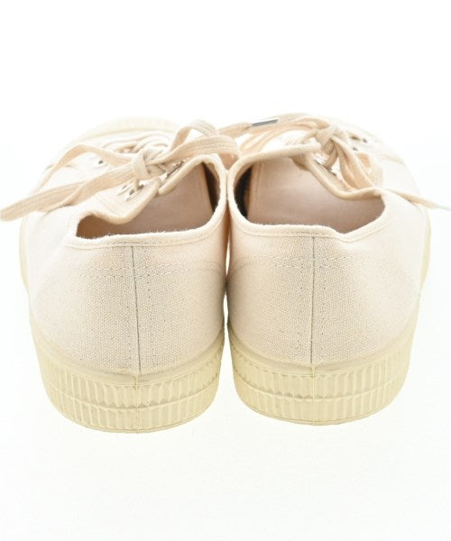 NOVESTA รองเท้าผ้าใบ