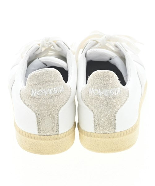 NOVESTA รองเท้าผ้าใบ