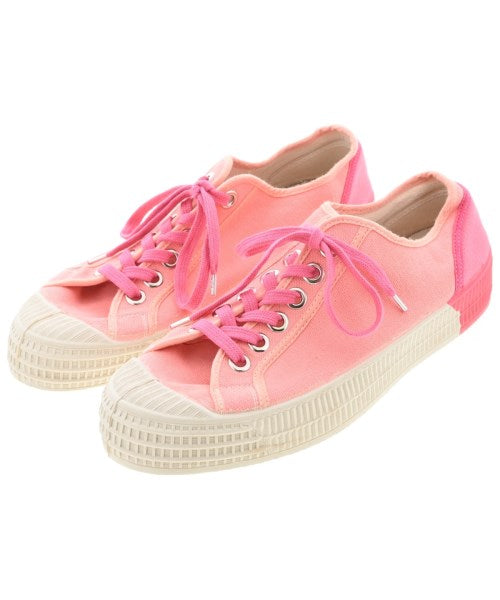 NOVESTA รองเท้าผ้าใบ
