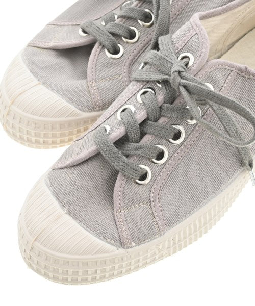 NOVESTA รองเท้าผ้าใบ