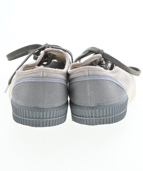 NOVESTA รองเท้าผ้าใบ