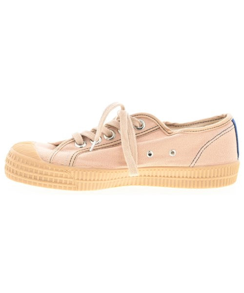 NOVESTA รองเท้าผ้าใบ