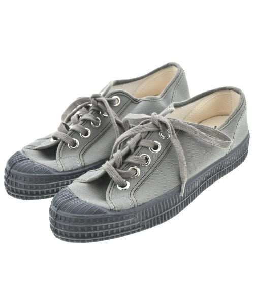 NOVESTA รองเท้าผ้าใบ