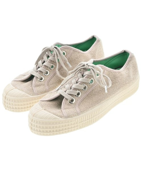NOVESTA รองเท้าผ้าใบ
