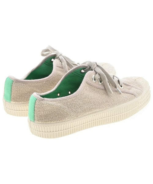 NOVESTA รองเท้าผ้าใบ