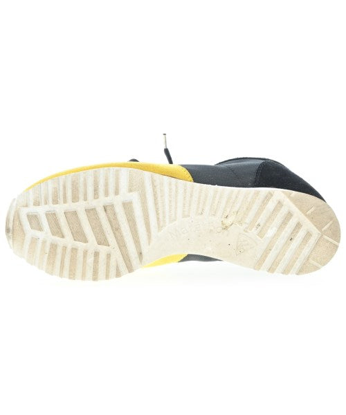 NOVESTA รองเท้าผ้าใบ