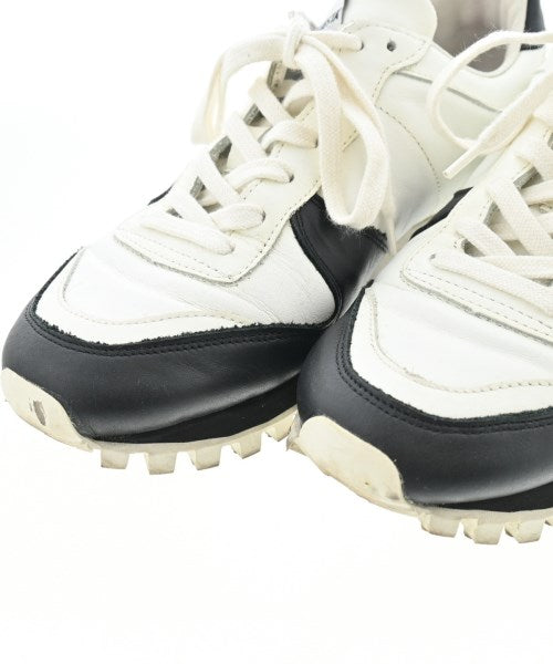 NOVESTA รองเท้าผ้าใบ