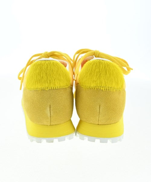 NOVESTA รองเท้าผ้าใบ