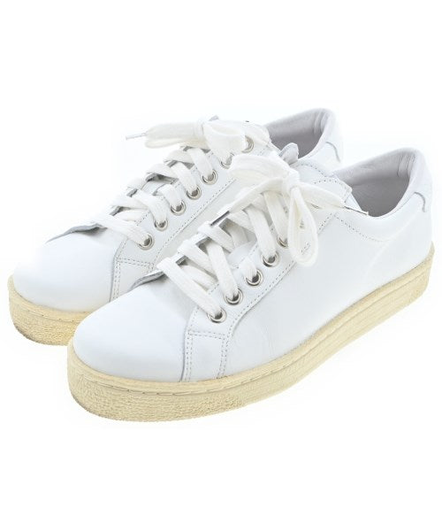 NOVESTA รองเท้าผ้าใบ