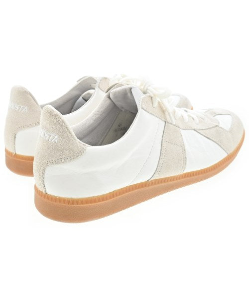 NOVESTA รองเท้าผ้าใบ