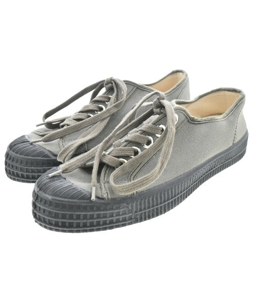 NOVESTA รองเท้าผ้าใบ