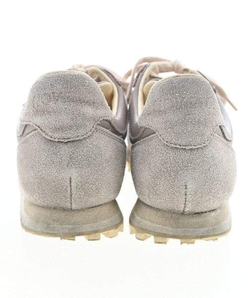 NOVESTA รองเท้าผ้าใบ