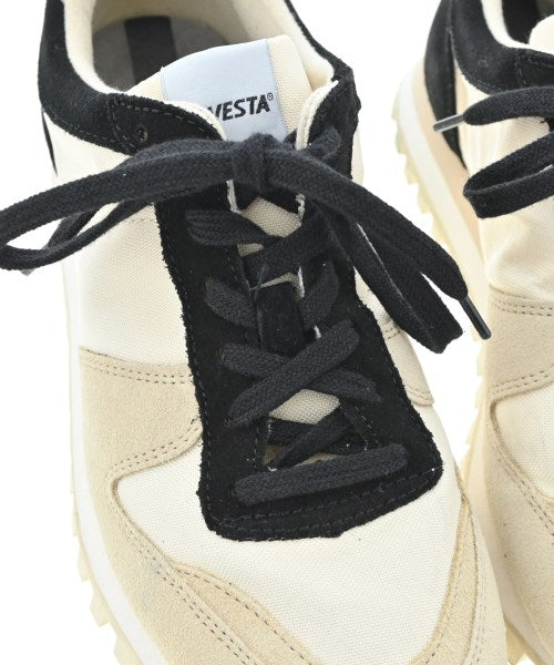 NOVESTA รองเท้าผ้าใบ