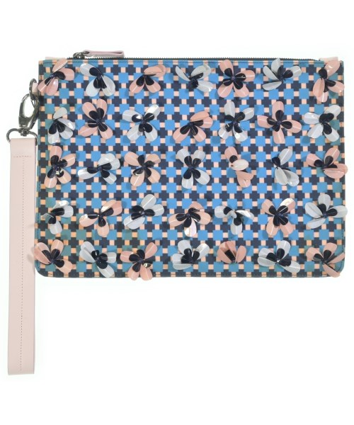 Mother of Pearl คลัตช์