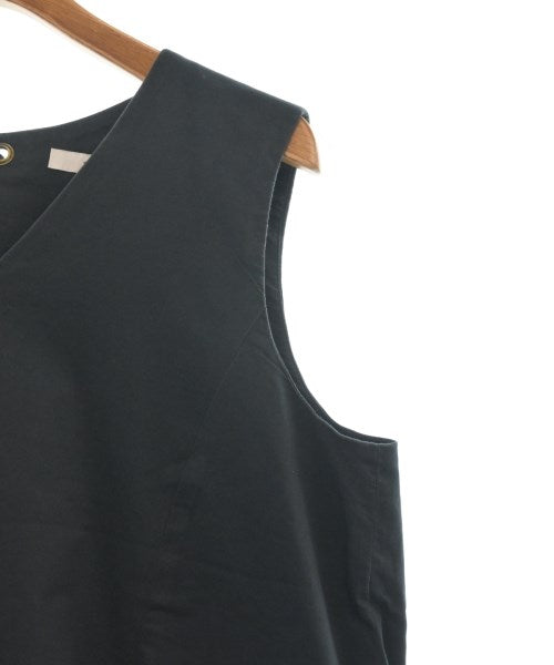 trois ชุดเดรส