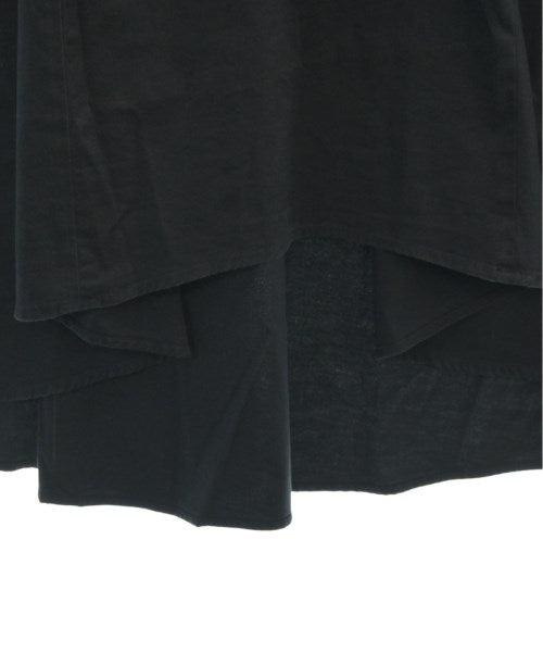 trois ชุดเดรส