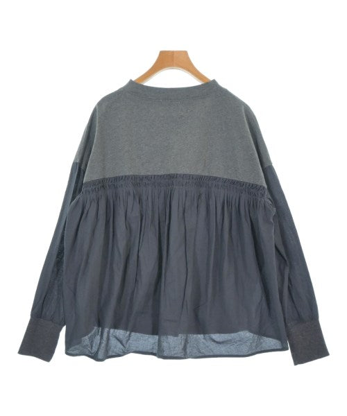 trois เสื้อยืด/เสื้อท็อปส์