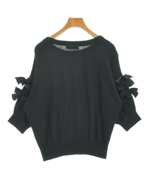trois เสื้อกันหนาว