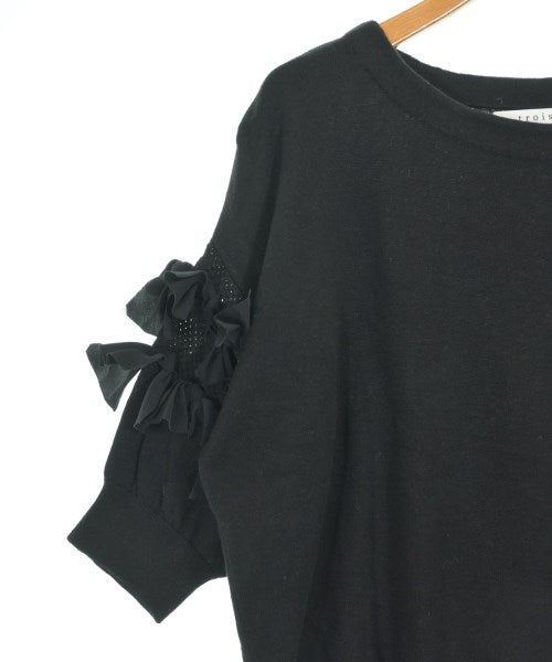 trois เสื้อกันหนาว