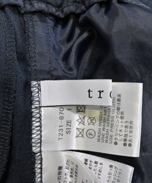 trois กางเกง อื่น