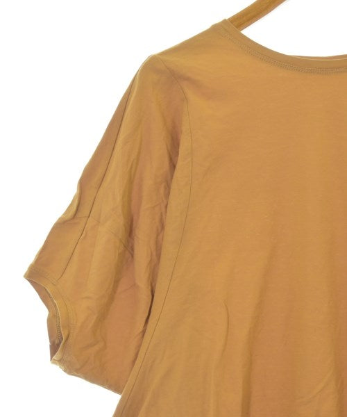 KOFTA เสื้อยืด/เสื้อท็อปส์