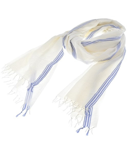 Bess Nielsen ผ้าคลุมไหล่