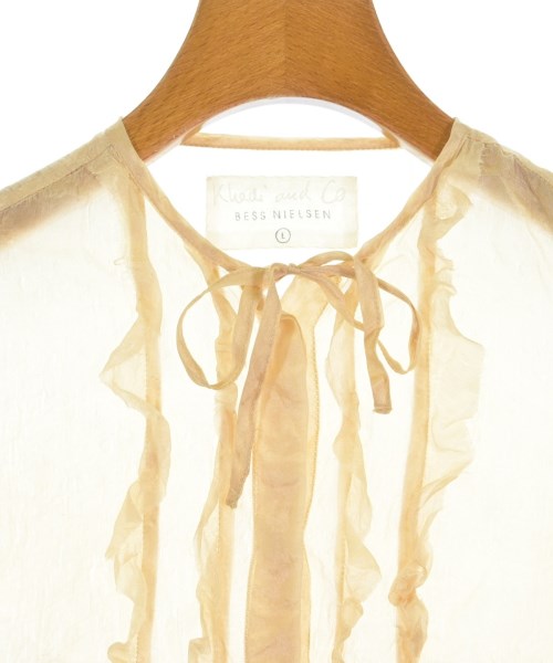 Bess Nielsen เสื้อลำลอง