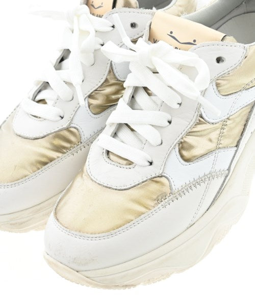 VOILE BLANCHE รองเท้าผ้าใบ